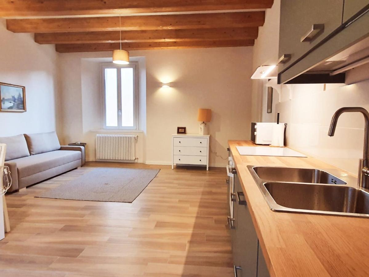 Residenza La Ruga Matilde & Eleonora Apartments Lake 베르바니아 외부 사진