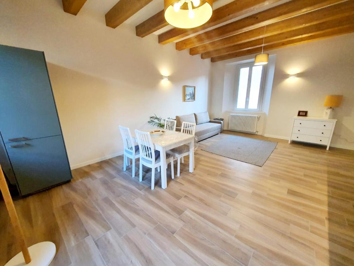 Residenza La Ruga Matilde & Eleonora Apartments Lake 베르바니아 외부 사진