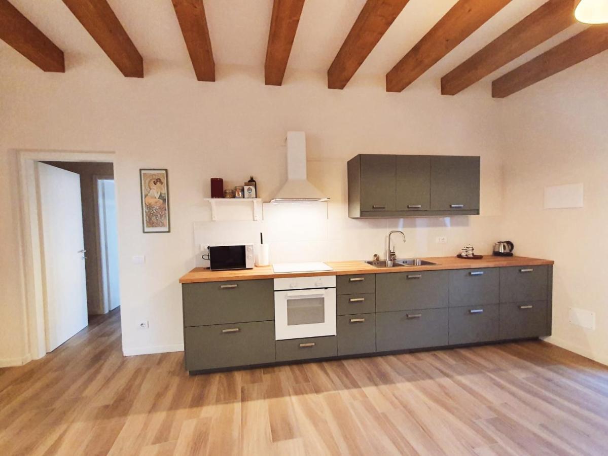 Residenza La Ruga Matilde & Eleonora Apartments Lake 베르바니아 외부 사진